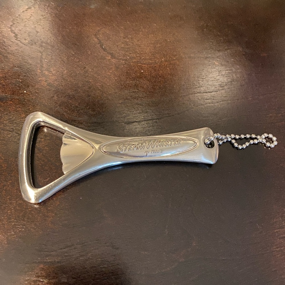 Vintage 2008 Steam Whistle Pilsner Beer Metal Keychain Bottle Opener New